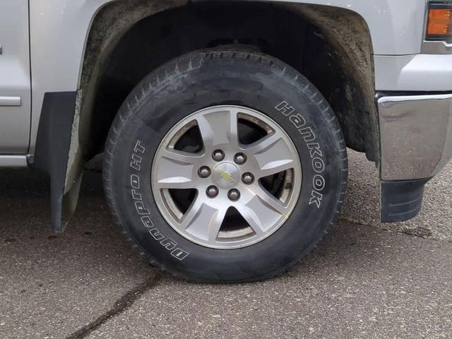 Photo of 2015 Silver Ice Metallic Chevrolet Silverado 1500