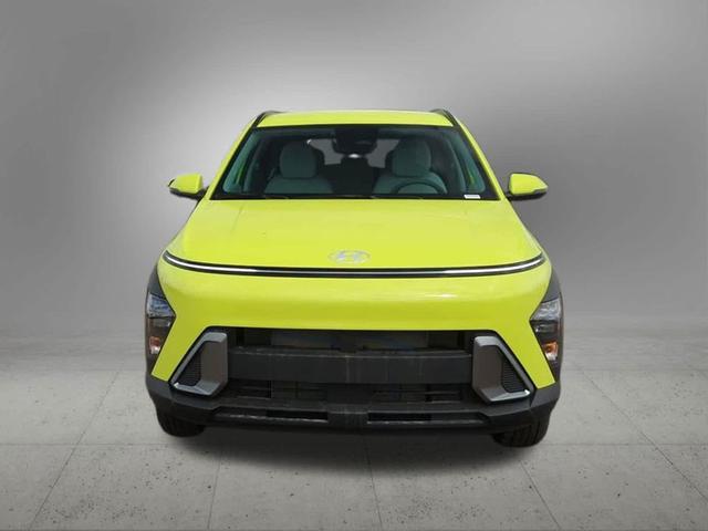Photo of 2025 Neoteric Yellow Hyundai KONA