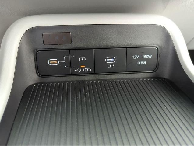 Photo of 2025 Neoteric Yellow Hyundai KONA