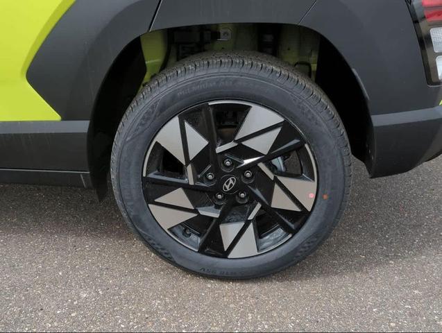 Photo of 2025 Neoteric Yellow Hyundai KONA