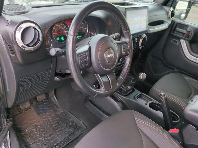 Photo of 2017 Black Clearcoat Jeep Wrangler Unlimited