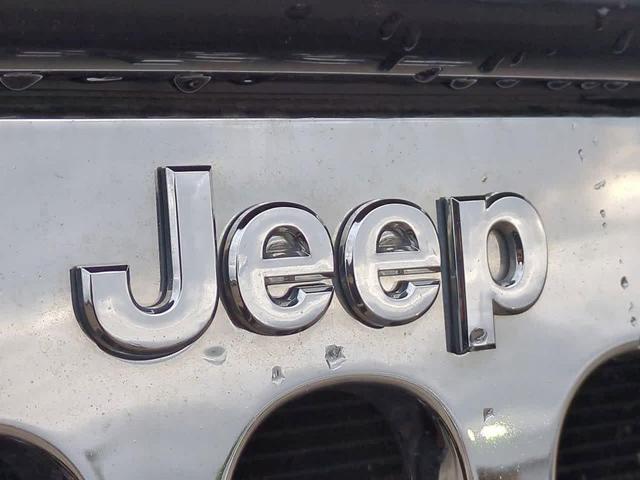 Photo of 2017 Black Clearcoat Jeep Wrangler Unlimited