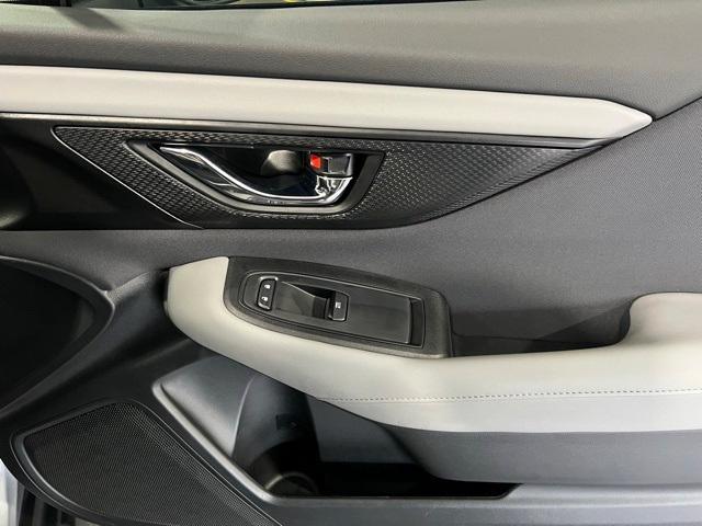 Photo of 2025 Ice Silver Metallic Subaru Outback