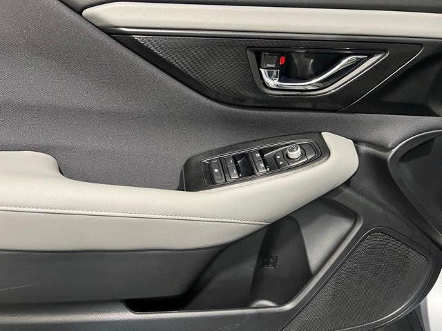 Photo of 2025 Ice Silver Metallic Subaru Outback