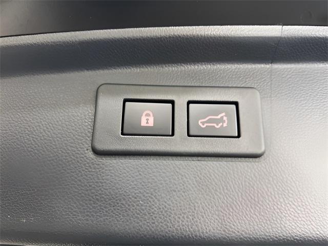 Photo of 2023 Crystal Black Silica Subaru Outback