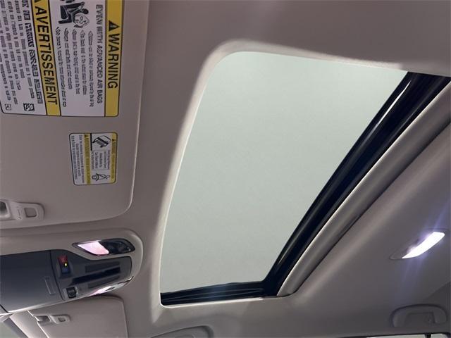 Photo of 2024 Ice Silver Metallic Subaru Outback