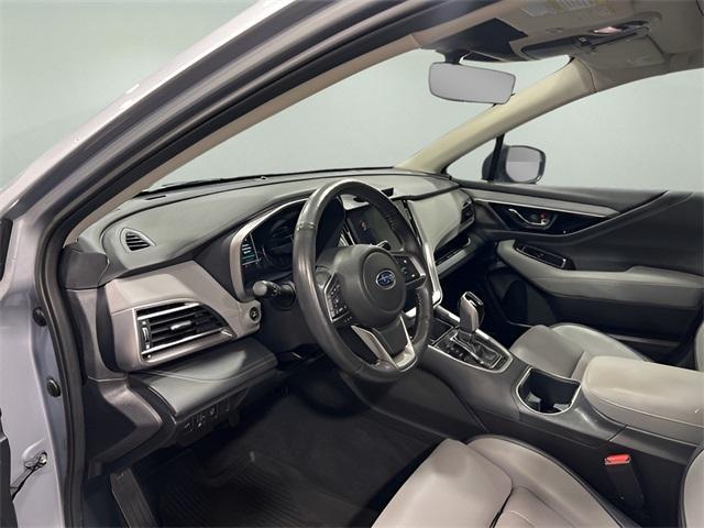 Photo of 2024 Ice Silver Metallic Subaru Outback