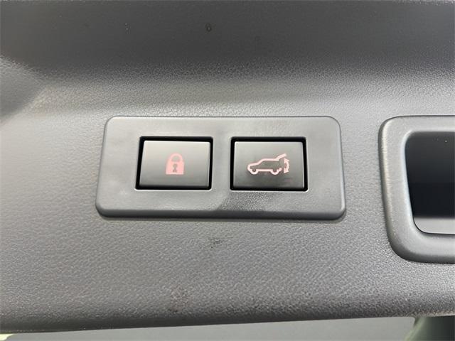 Photo of 2025 Magnetite Gray Metallic Subaru Forester