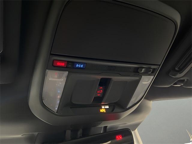 Photo of 2025 Magnetite Gray Metallic Subaru Forester
