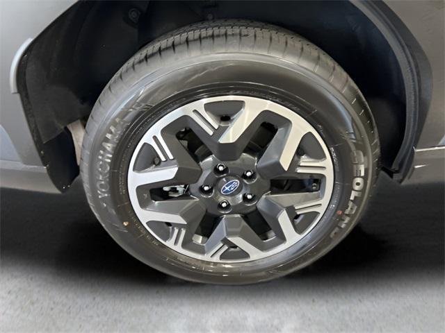 Photo of 2025 Magnetite Gray Metallic Subaru Forester