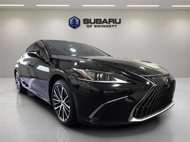 Photo of 2024 Obsidian Black Lexus ES 350