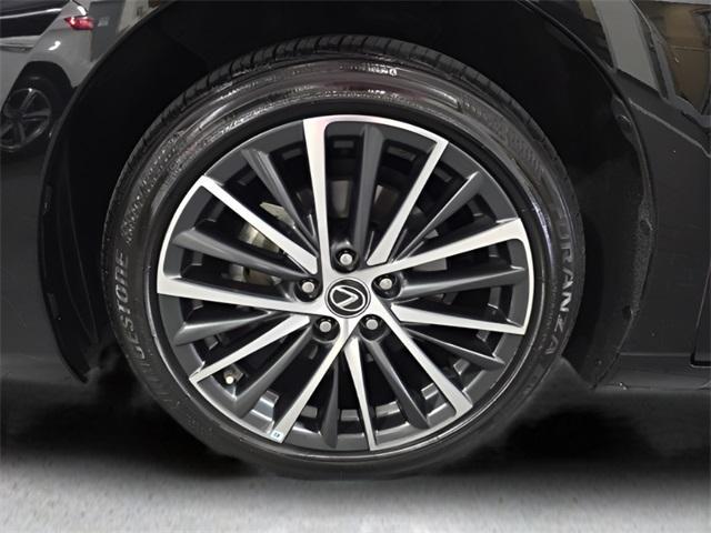 Photo of 2024 Obsidian Black Lexus ES 350