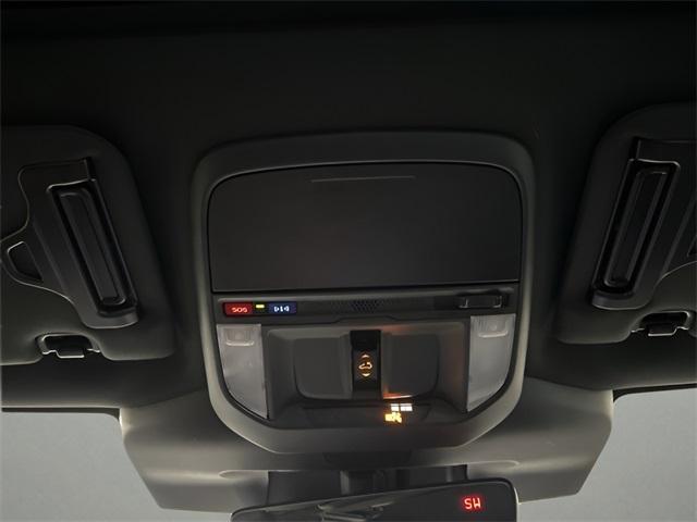Photo of 2025 Crystal White Pearl Subaru Forester
