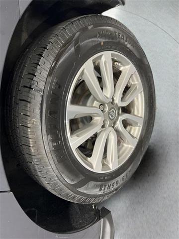 Photo of 2013 Dark Slate Nissan Pathfinder