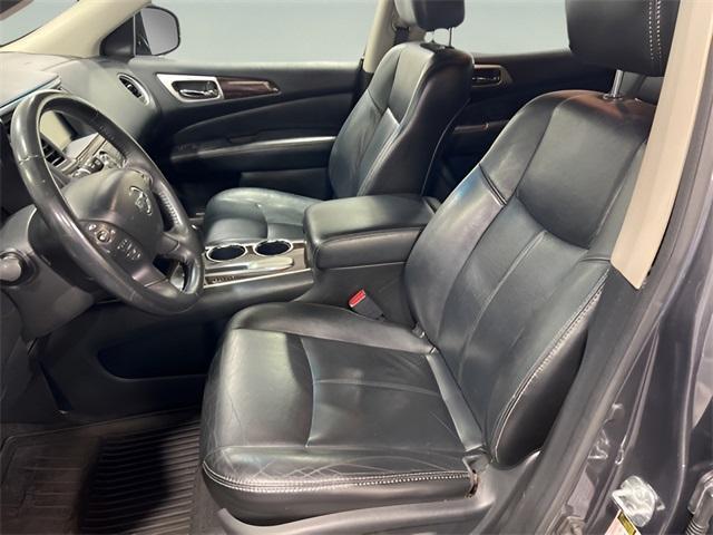 Photo of 2013 Dark Slate Nissan Pathfinder