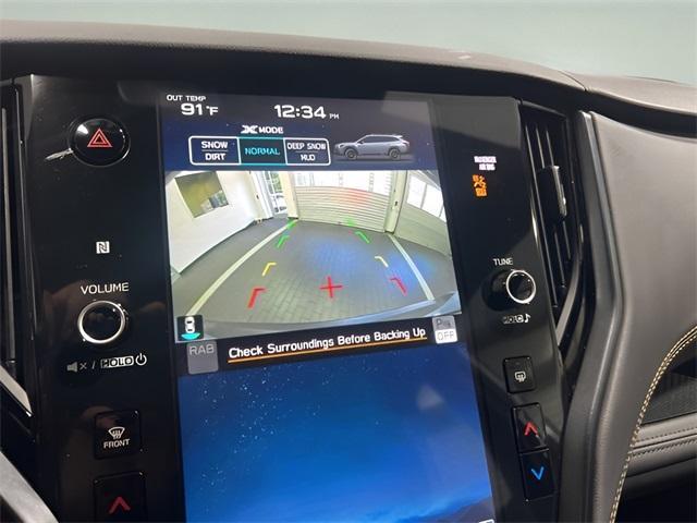 Photo of 2025 Ice Silver Metallic Subaru Outback