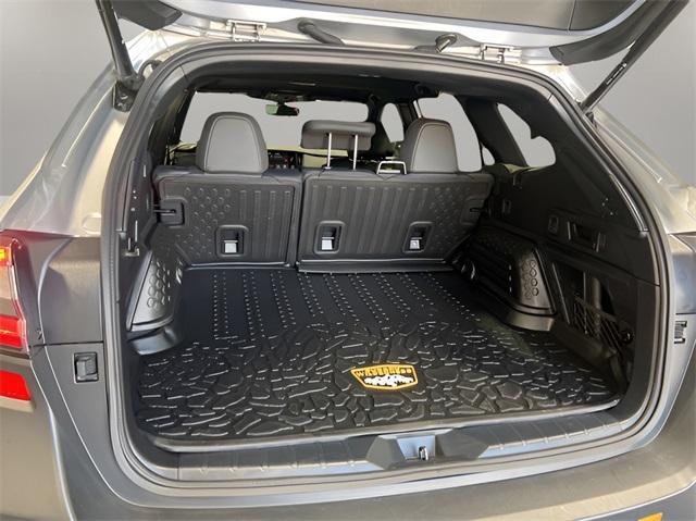 Photo of 2025 Ice Silver Metallic Subaru Outback