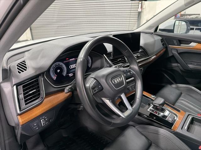 Photo of 2022 Ibis White Audi Q5