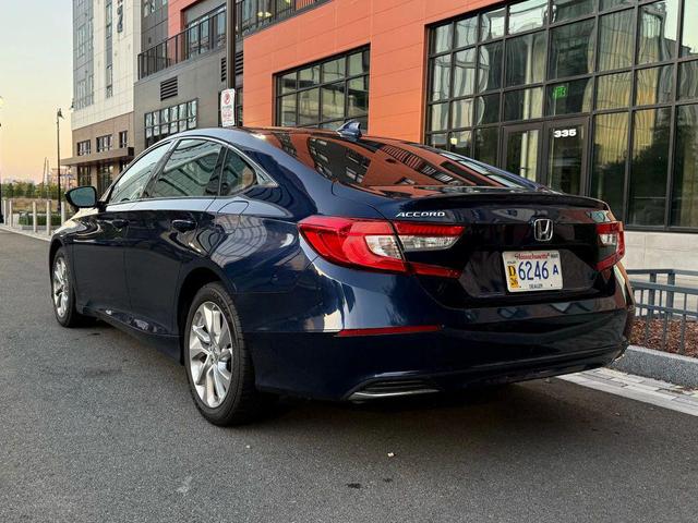 Photo of 2018 Obsidian Blue Pearl Honda Accord