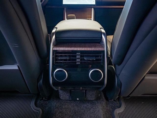 Photo of 2024 Eiger Grey Metallic Land Rover Range Rover