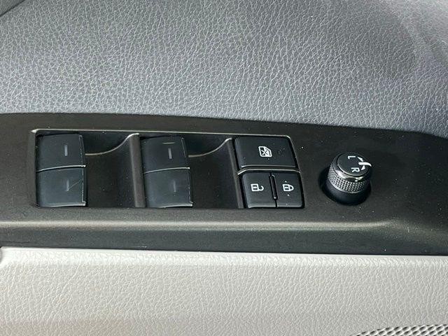 Photo of 2023 Silver Toyota Camry