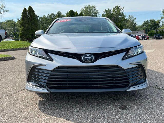 Photo of 2023 Silver Toyota Camry