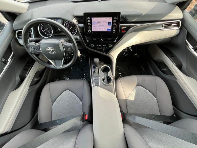 Photo of 2023 Silver Toyota Camry