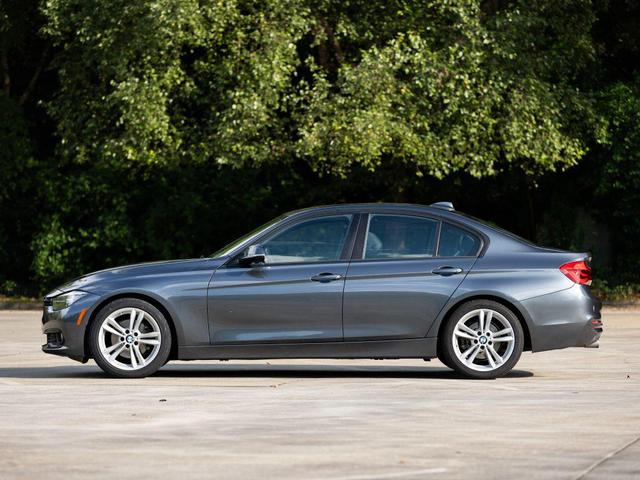 Photo of 2016 Grey BMW 320