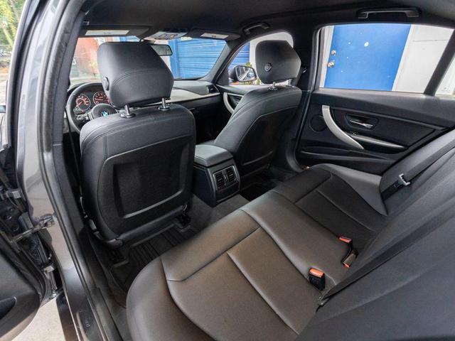 Photo of 2016 Grey BMW 320