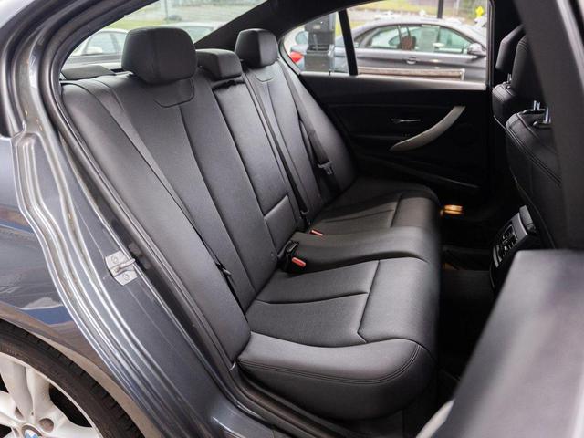 Photo of 2016 Grey BMW 320