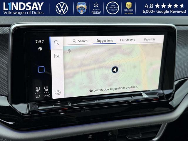 Photo of 2026 deep black pearl Volkswagen Atlas Cross Sport
