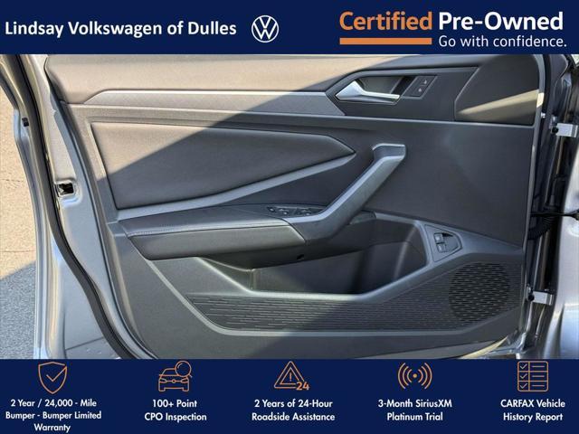 Photo of 2024 Silver Metallic Volkswagen Jetta