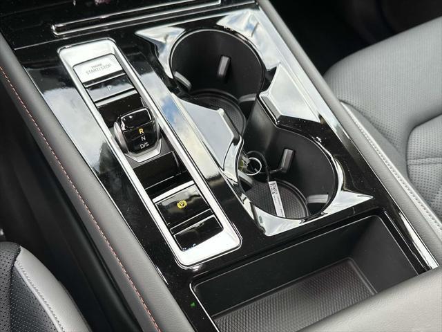 Photo of 2025 Avocado Green Pearl Volkswagen Atlas