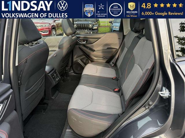 Photo of 2024 Magnetite Gray Metallic Subaru Forester