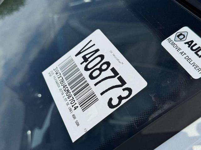 Photo of 2025 Opal White Pearl Volkswagen Jetta