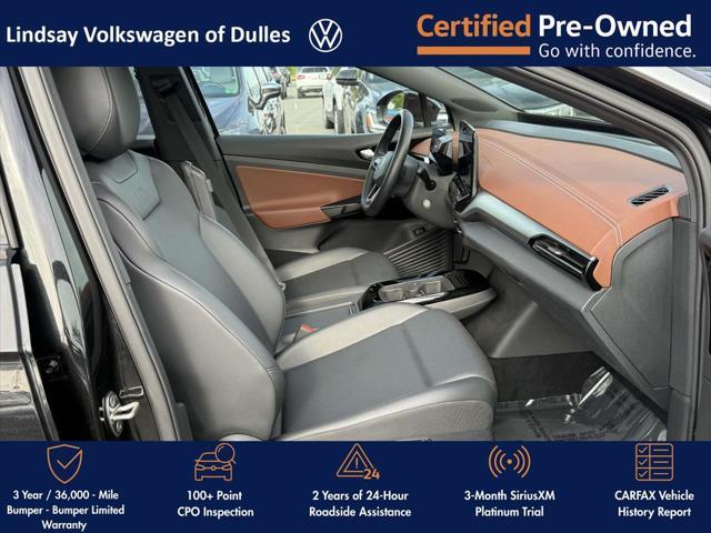 Photo of 2021 Mythos Black Metallic Volkswagen ID.4