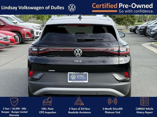 Photo of 2021 Mythos Black Metallic Volkswagen ID.4