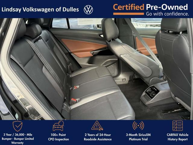Photo of 2021 Mythos Black Metallic Volkswagen ID.4