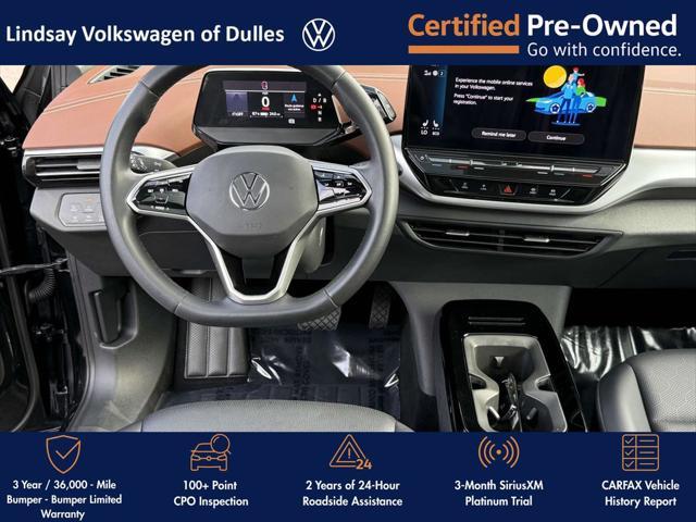 Photo of 2021 Mythos Black Metallic Volkswagen ID.4