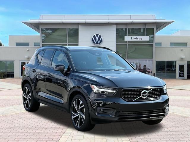 2022 Volvo XC40