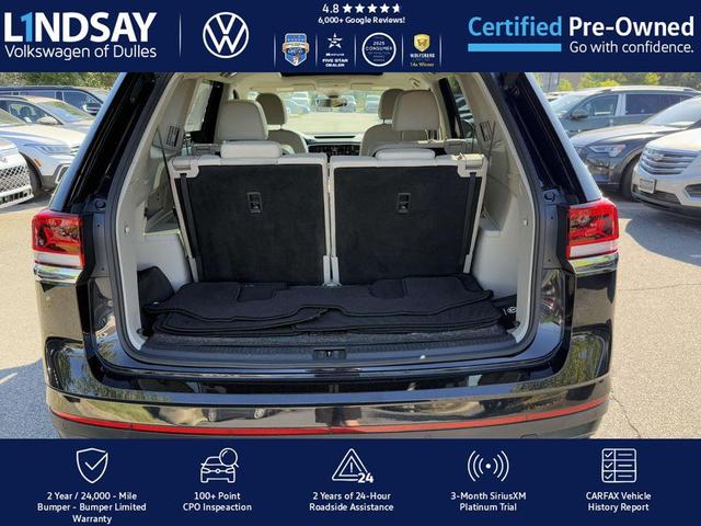 Photo of 2022 Deep Black Volkswagen Atlas