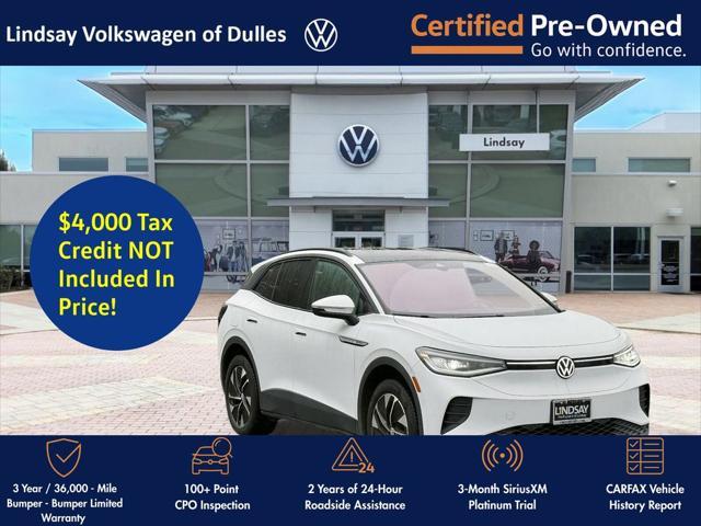 Photo of 2021 Glacier White Metallic/Black Roof Volkswagen ID.4