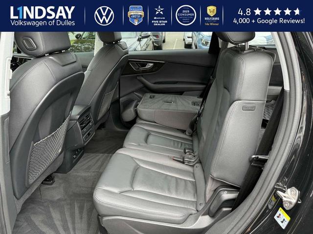 Photo of 2022 Black Metallic Audi Q7