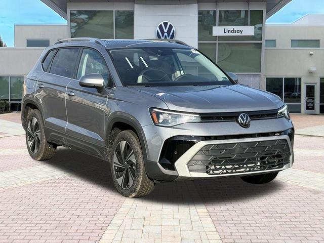 Photo of 2025 Pyrite Silver Metallic Volkswagen Taos