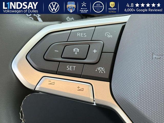 Photo of 2025 Deep Black Pearl Volkswagen Taos