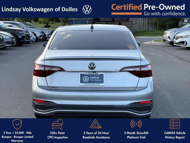 Photo of 2024 Silver Metallic Volkswagen Jetta