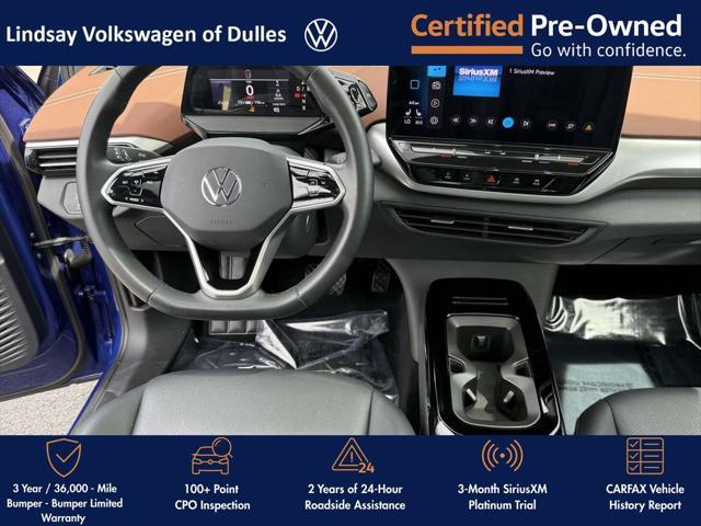 Photo of 2021 Dusk Blue Metallic/Black Roof Volkswagen ID.4