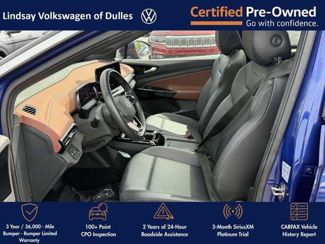 Photo of 2021 Dusk Blue Metallic/Black Roof Volkswagen ID.4