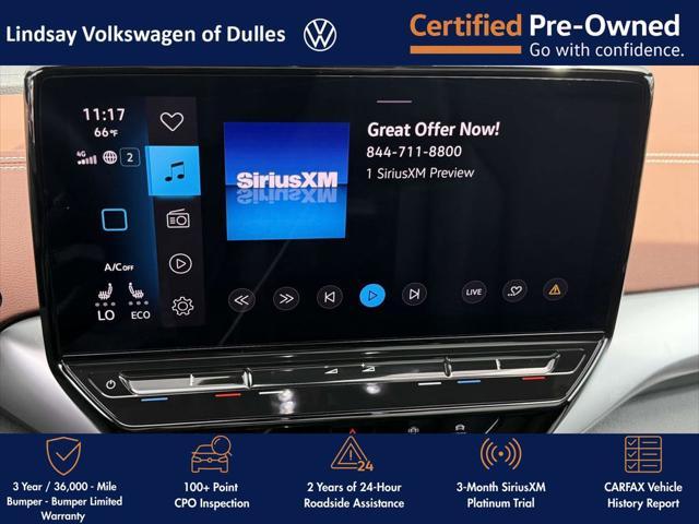 Photo of 2021 Dusk Blue Metallic/Black Roof Volkswagen ID.4