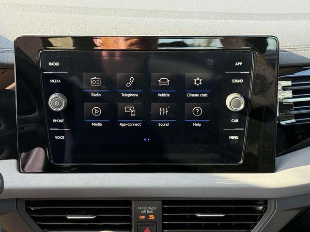 Photo of 2025 Pyrite Silver Metallic Volkswagen Jetta